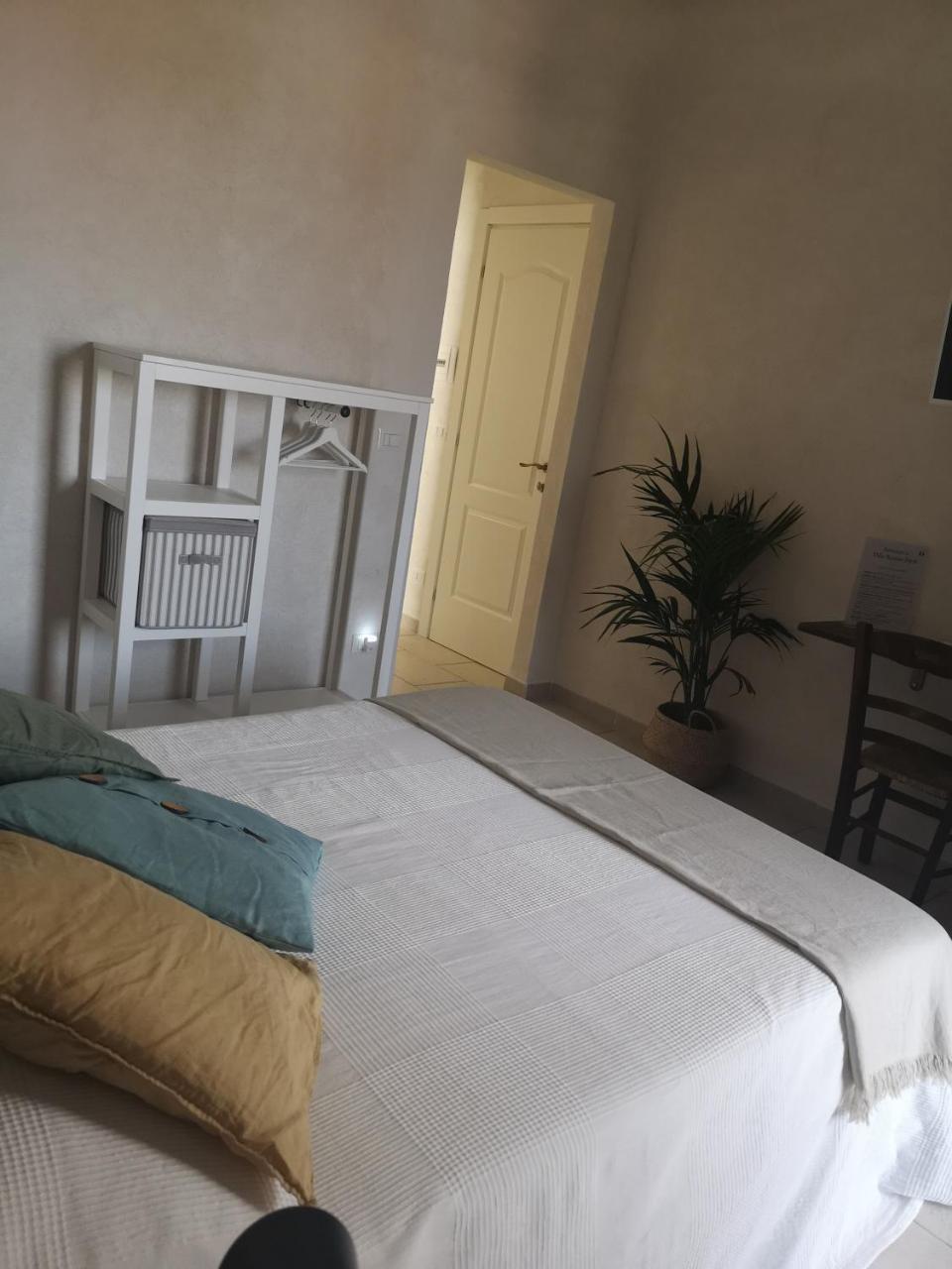 B&B Villa Rosalia Прочида Экстерьер фото